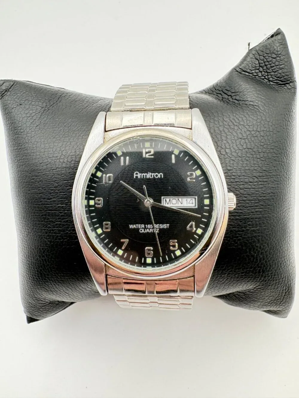 Armitron Mens Watch 20/1143SV Black Textured Dial Day Date Expansion Band 35mm